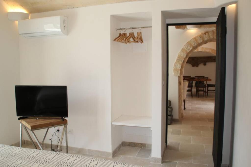 Trullo And Lamia Cinera Villa Cisternino Buitenkant foto